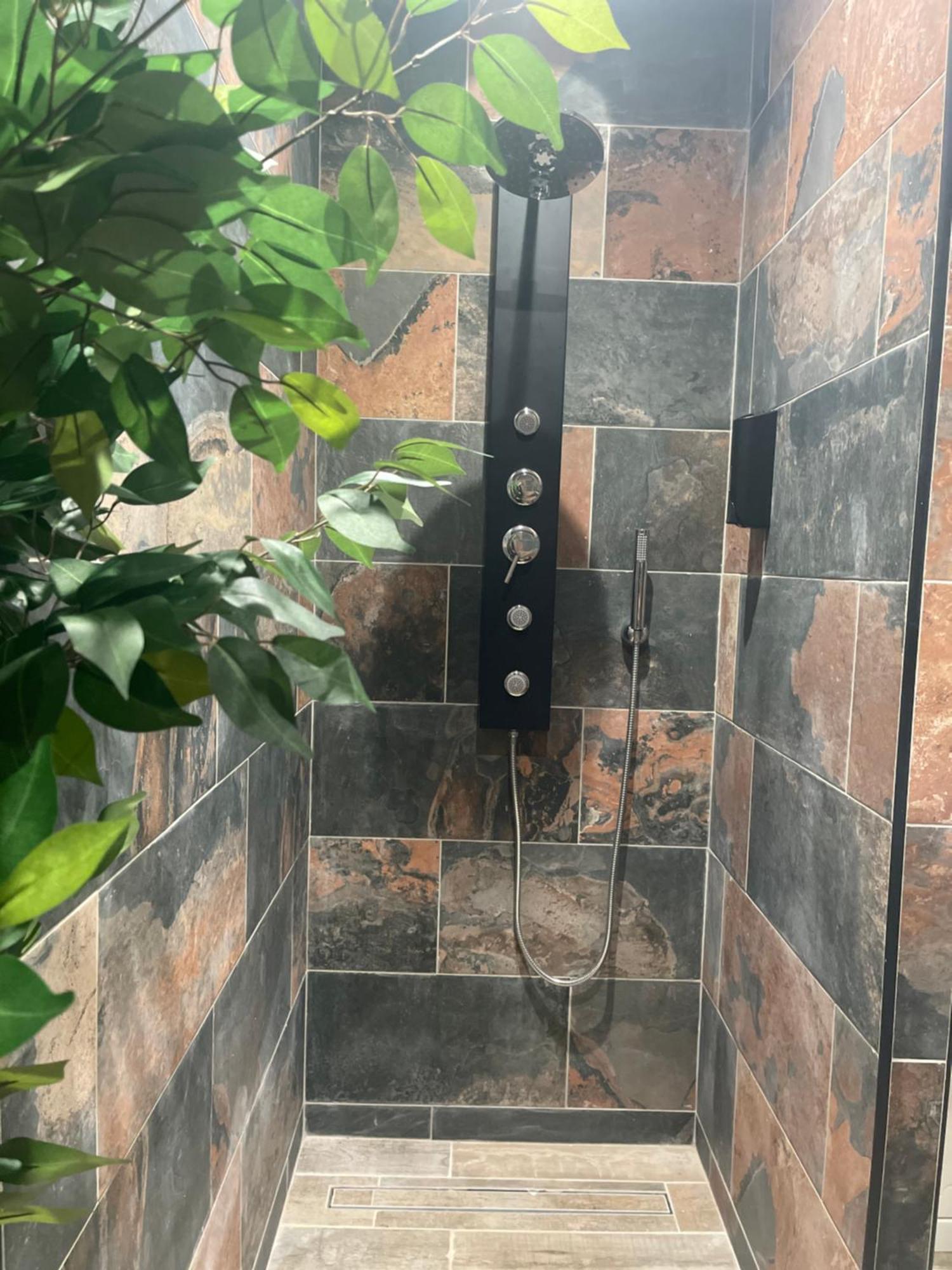 Villa Lcp Jacuzzi Exterieur & Sauna Лорг Екстериор снимка